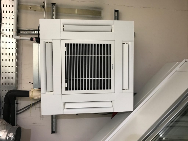 Air con being installed